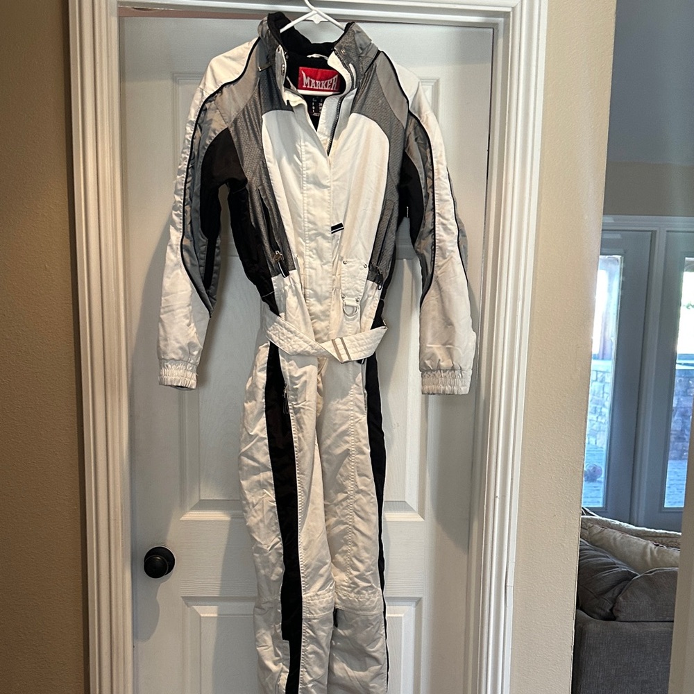 Marker Gray and White Jacket